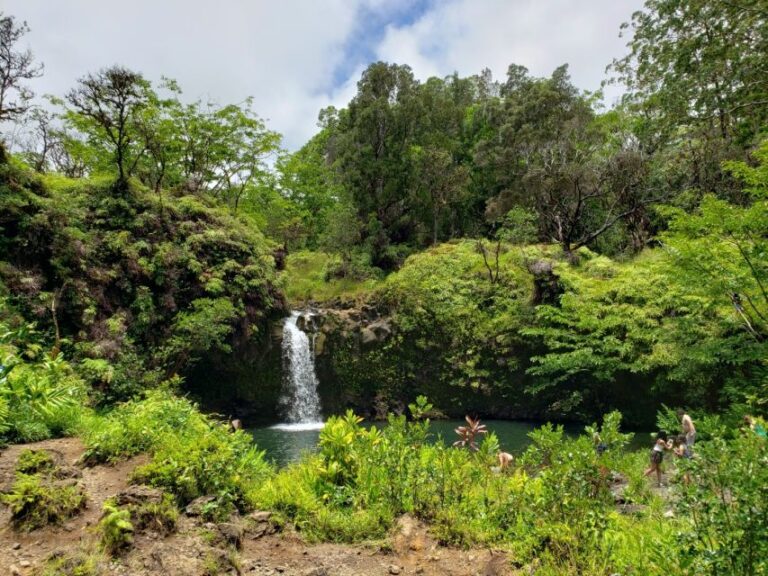 Maui: Road to Hana Adventure With Breakfast & Lunch