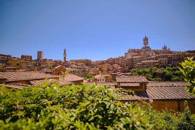Medieval Gems of Tuscany: Siena, San Gimignano and Monteriggioni