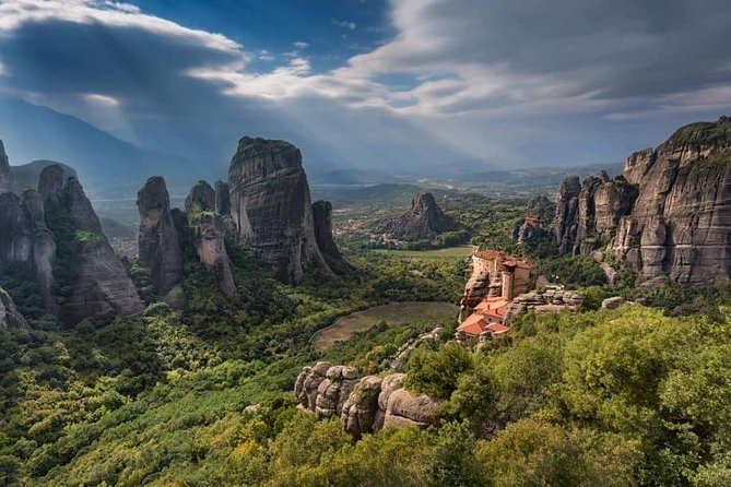 Meteora Full-Day Private Car Trip From Athens
