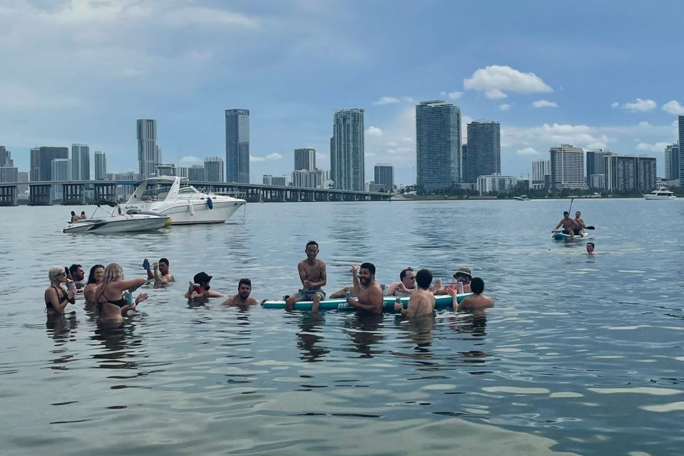 1 miami extreme aquatic experience boat jet ski water toys Miami Extreme Aquatic Experience : Boat, Jet Ski, Water Toys