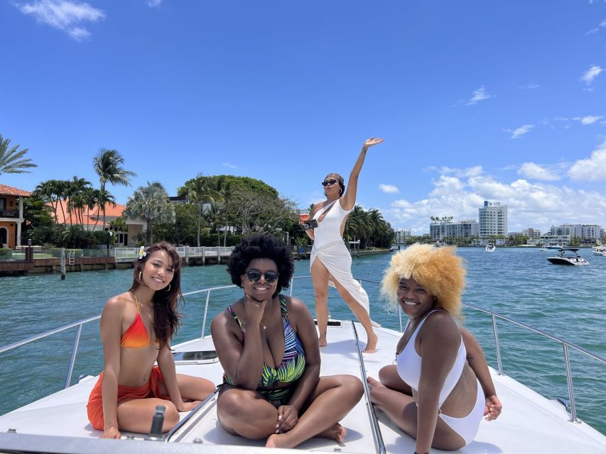 1 miami private yacht rental tour with champagne and snorkel Miami: Private Yacht Rental Tour With Champagne and Snorkel