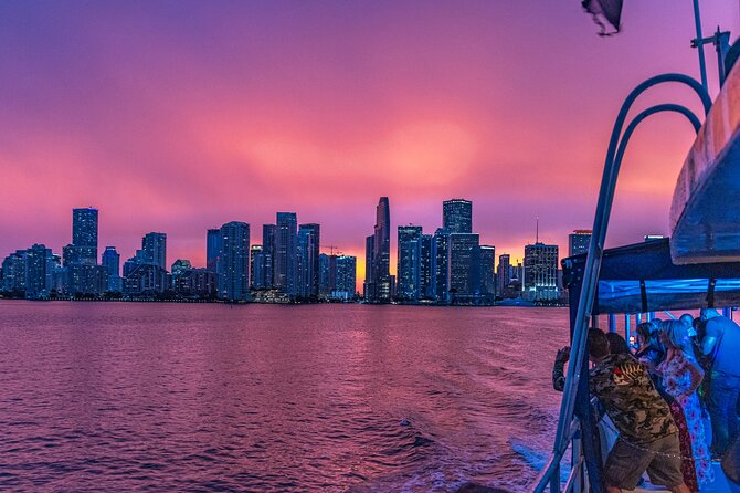 1 miami sunset and city lights cocktail cruise Miami Sunset and City Lights Cocktail Cruise