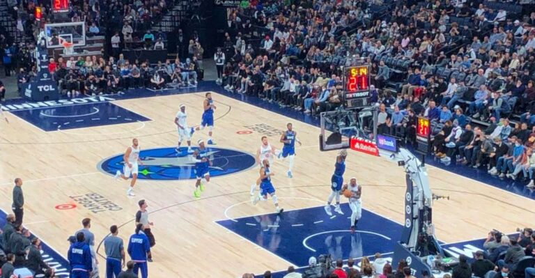 Minneapolis: Minnesota Timberwolves Basketball Game Ticket