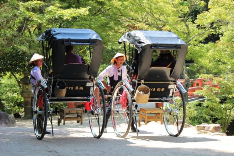 Miyajima: Private Rickshaw Tour to Itsukushima Shrine