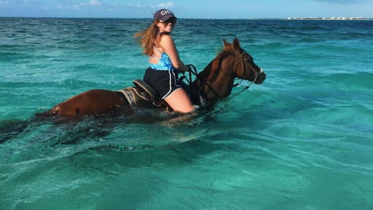 Montego Bay: Horseback Riding and Swimming Private Adventure