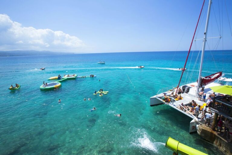 Montego Bay: Reggae Catamaran Cruise With Snorkeling