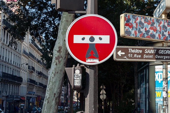 Montmartre Street Art Tour With an Artist