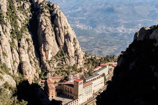 Montserrat Monastery Visit and Lunch at Farmhouse From Barcelona