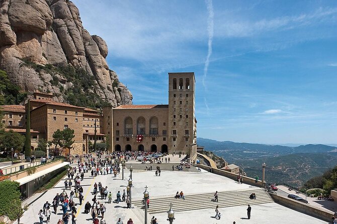 Montserrat Private Tour With Hotel Pick-Up From Barcelona