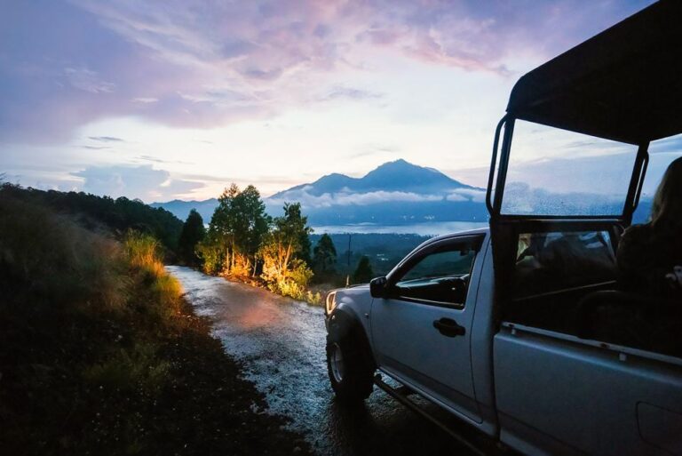 Mount Batur: Sunrise Jeep Tour & Natural Hot Spring