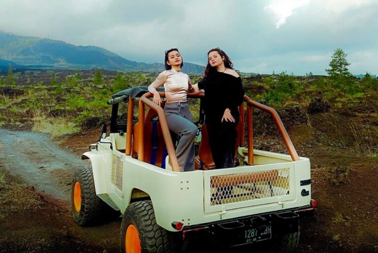 Mount Batur: Sunset/Sunrise 4WD Jeep Tour With Photographer