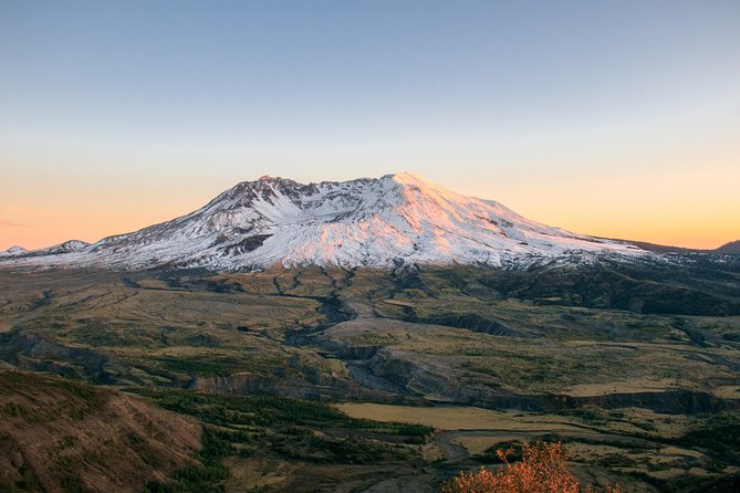 Mt. St. Helens National Monument From Seattle: All-Inclusive Small-Group Tour