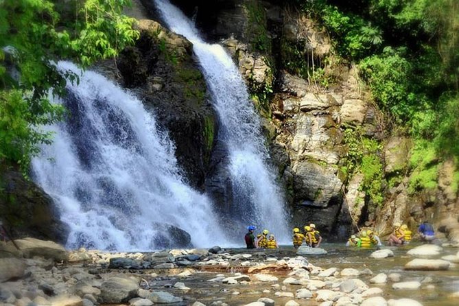 Mulguri Waterfalls and Local Farm Visit in Manuel Antonio (Mar )