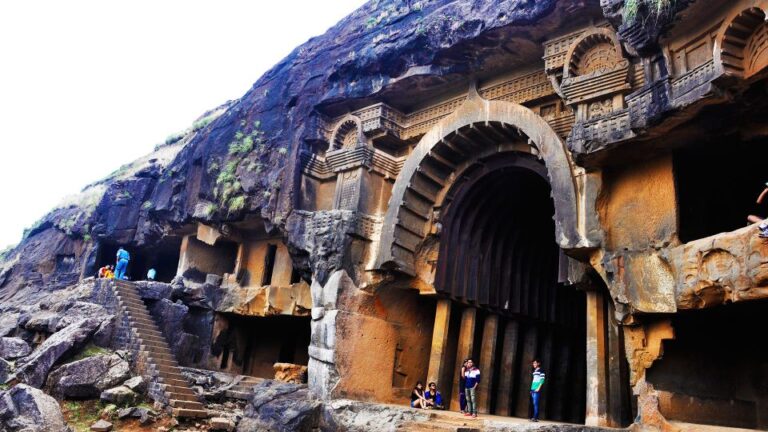 Mumbai: Karla and Bhaja Caves Full–Day Tour