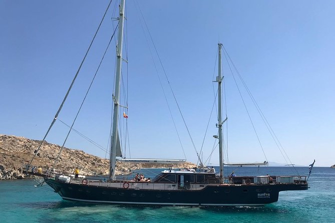 Mykonos: Superior Cruise to Rhenia Island and Delos Guided Tour (Free Transfers)