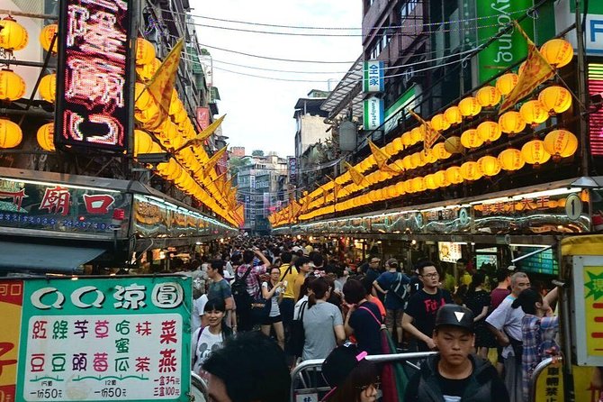 N113 Jingtong Station Pingxi Old Street Jiufen Old Street Keelung Miaokou Night Market Day Tour (10h
