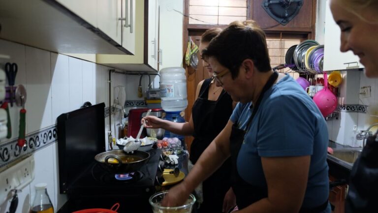 New Delhi: 5-Hour Traditional Cooking Class With Local Chef