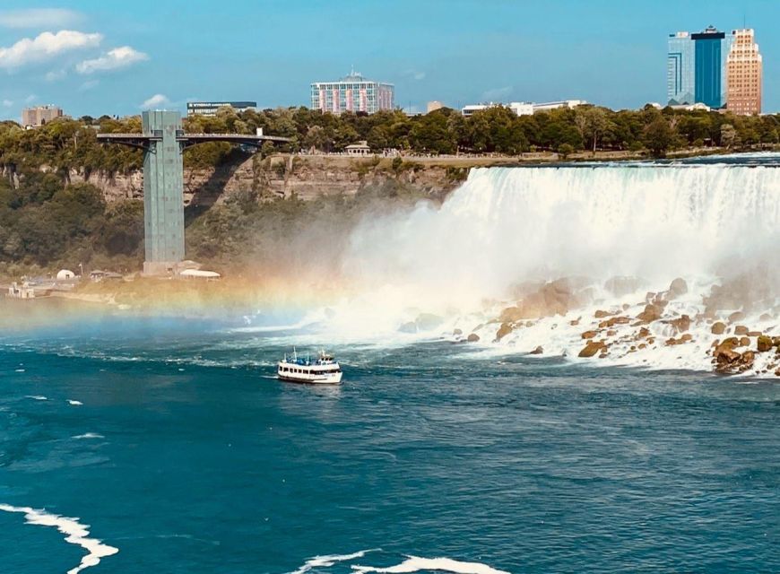 Niagara Falls: Luxury Private Tour With Winery Stop