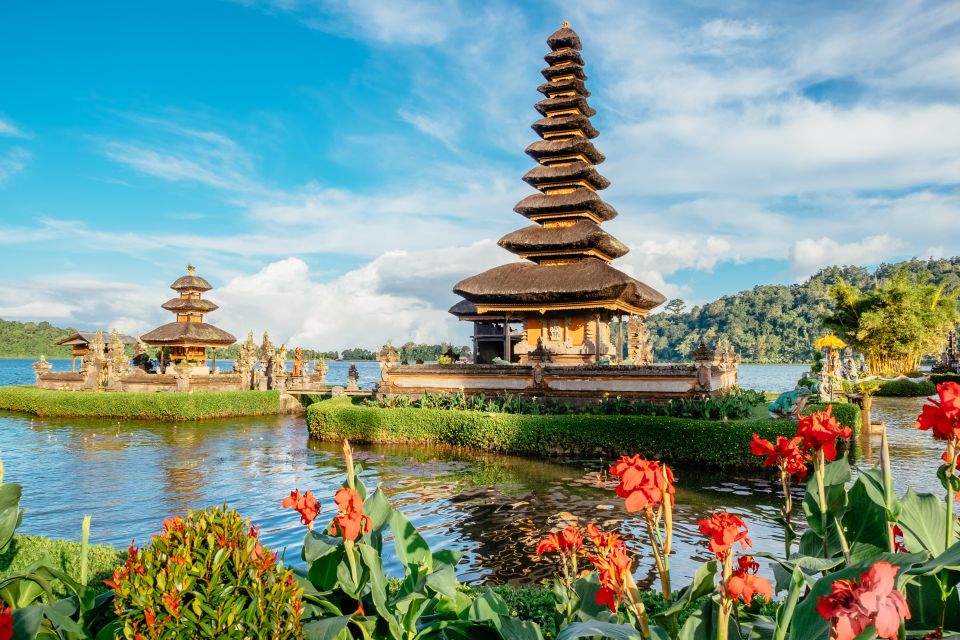 1 north bali sekumpul waterfalls and ulun danu temple tour North Bali: Sekumpul Waterfalls and Ulun Danu Temple Tour