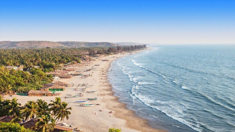 North Goa: Private Full-Day Tour With Pickup and Drop-Off