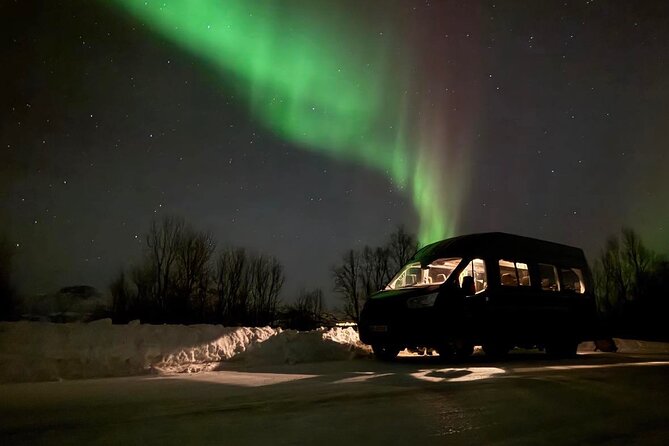 Northern Lights Tour With Hot Food and Drinks in Tromso