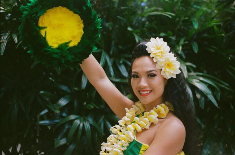 Oahu: Pa’ina Luau Waikiki at Waikiki Beach Marriott Resort