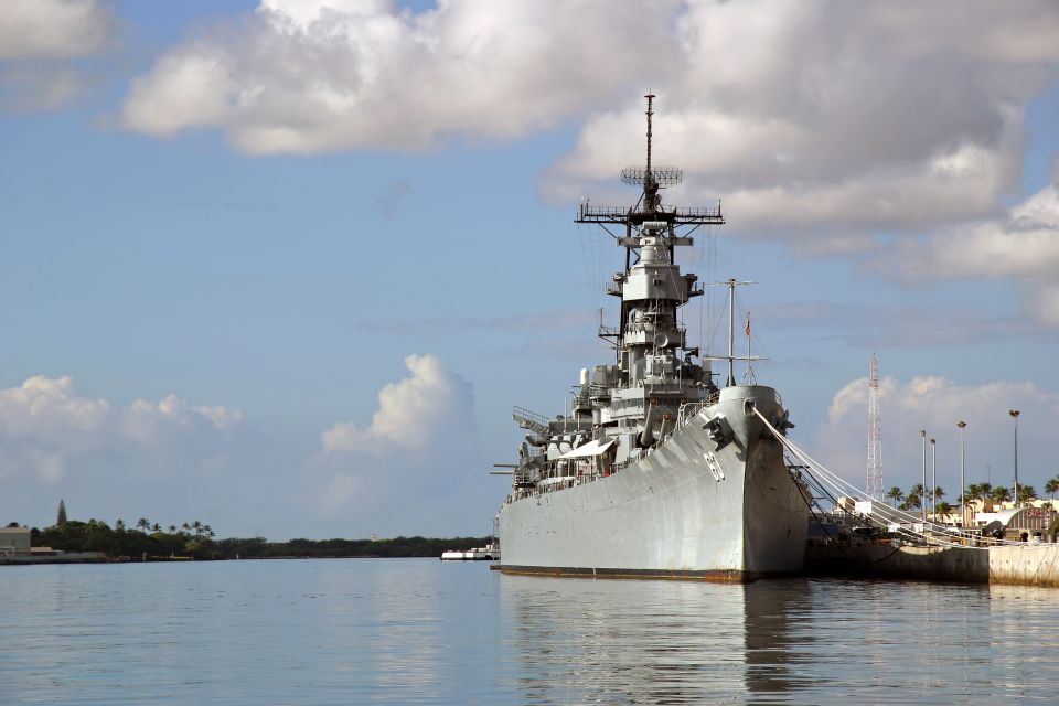 1 oahu pearl harbor uss arizona might mo honolulu tour Oahu: Pearl Harbor, USS Arizona, Might Mo, & Honolulu Tour