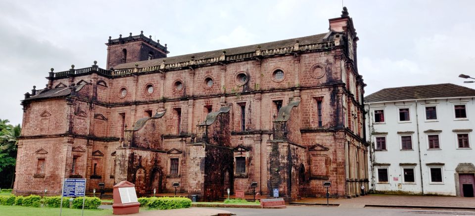 Old Goa: Walking Tour of Heritage Churches - Live Guided Tour Information