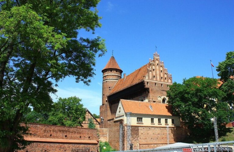 Olsztyn Old Town Highlights Private Walking Tour