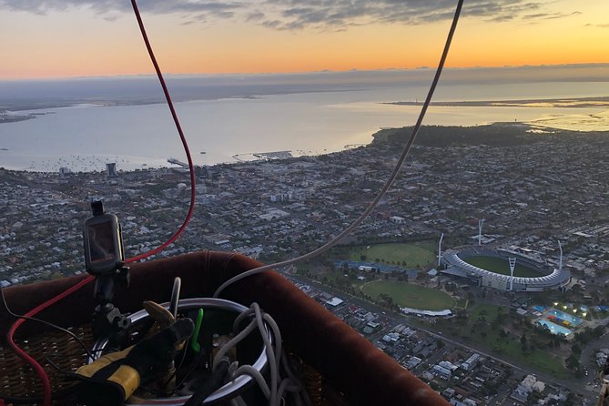 1 one hour small group hot air balloon flight over geelong mar One-Hour Small-Group Hot Air Balloon Flight Over Geelong (Mar )