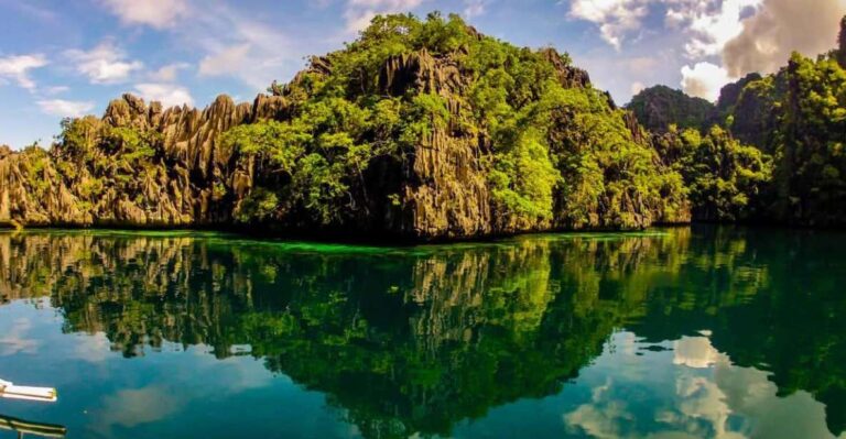Palawan: Coron Guided Tour With Island Hopping and Lunch