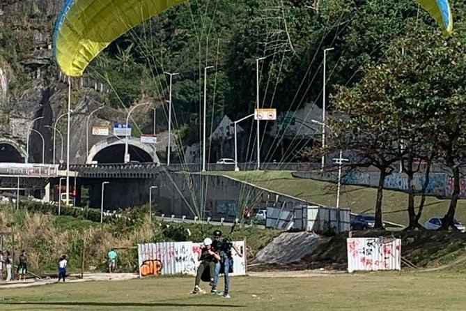 1 paragliding in rio de janeiro Paragliding in Rio De Janeiro