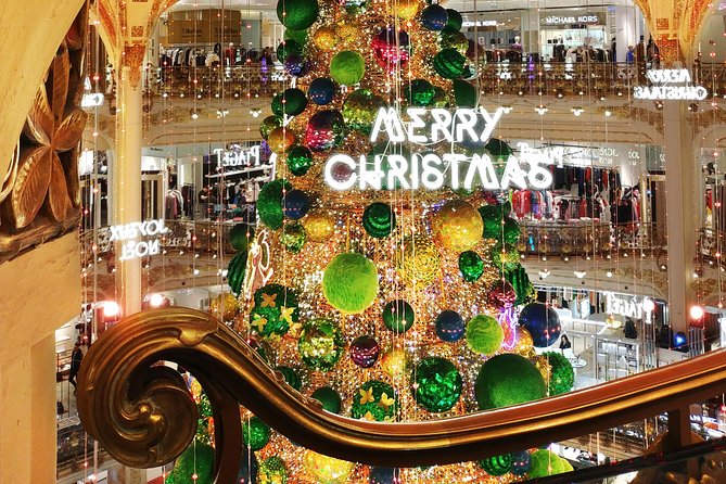 Paris Christmas Illuminations Ferris Wheel Ride & Holiday Market Private Tour