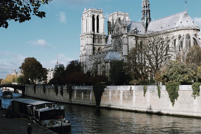 Paris City Center “History of Paris” Guided Walking Tour – Semi-Private 8ppl Max