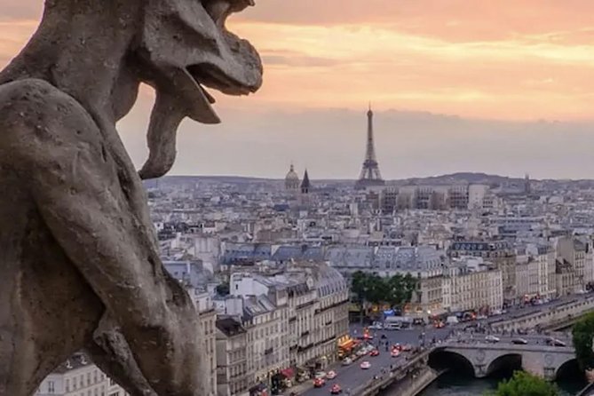 Paris Highlights and History Small-Group Walking Tour