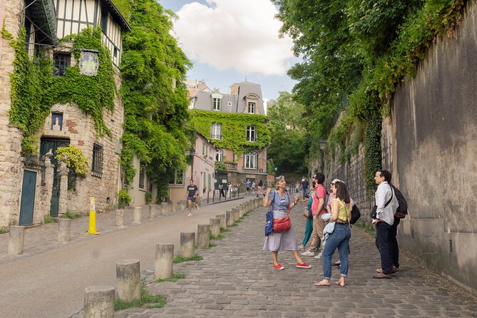 Paris Iconic Neighborhoods Guided Walking Tour