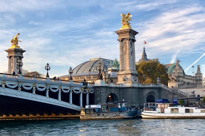 Paris Seine River Champagne Tasting Cruise