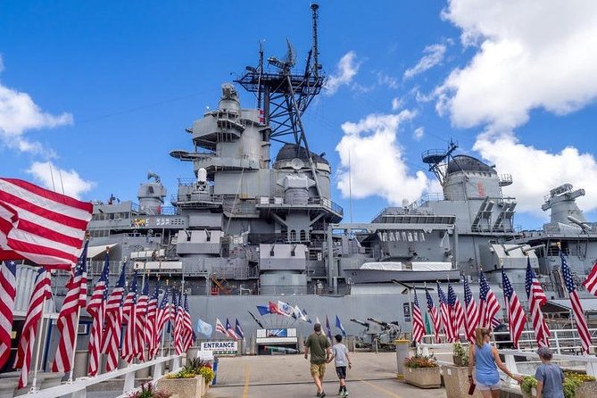 Pearl Harbor USS Arizona Memorial & Battleship Missouri