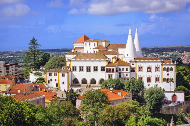 Pena Palace Fast Track, Sintra and Cascais Full-Day Tour