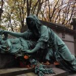 1 pere lachaise cemetery guided walking tour semi private 8ppl max Pere Lachaise Cemetery Guided Walking Tour - Semi-Private 8ppl Max