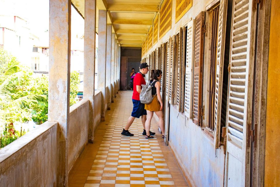 Phnom Penh: Tour Of Tuol Sleng Prison And Choeng Ek Memorial