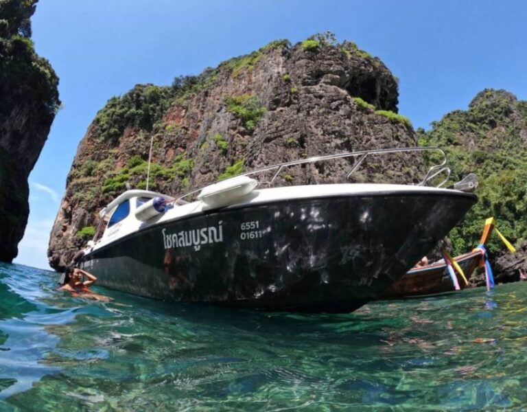 Phuket: VIP Private Boat to Phi Phi Island: Snorkeling Tour