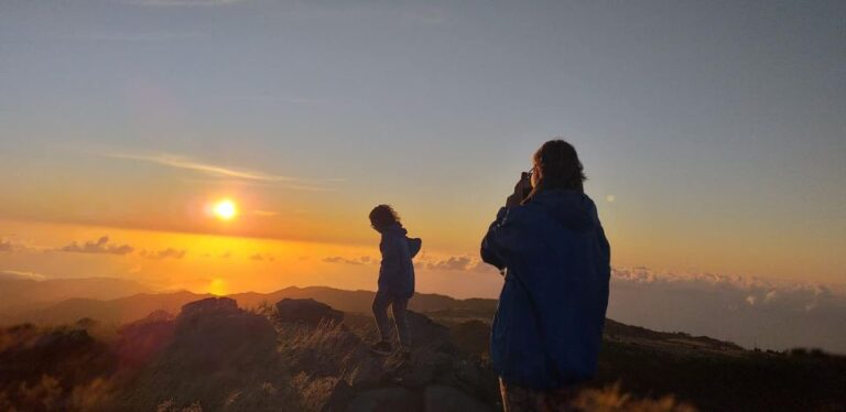 Pico Do Arieiro: Private 4×4 Sunrise Trip With Hot Drinks