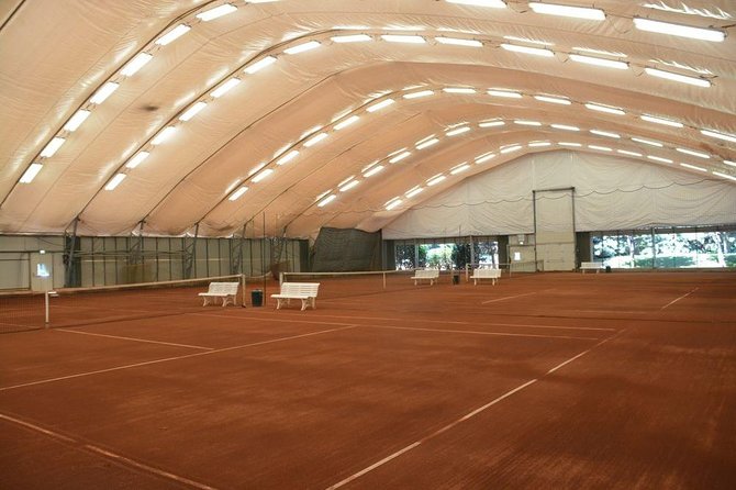 Play Super Friendly Tennis In Vienna