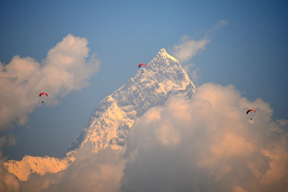 1 pokhara 30 minute tandem paraglide Pokhara: 30-Minute Tandem Paraglide