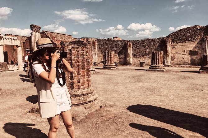 Pompeii Private Tour With an Archaeologist and Skip the Line