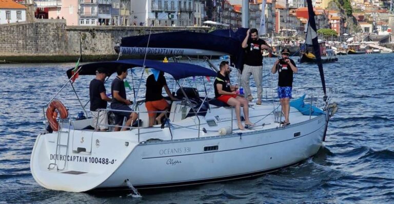Porto: Exclusive Party Aboard a Charming Sailboat With Drink