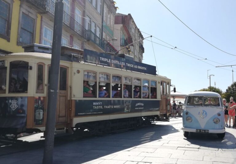 Porto: Guided Tour-Full City & Surroundings-in a 60s Vw Van