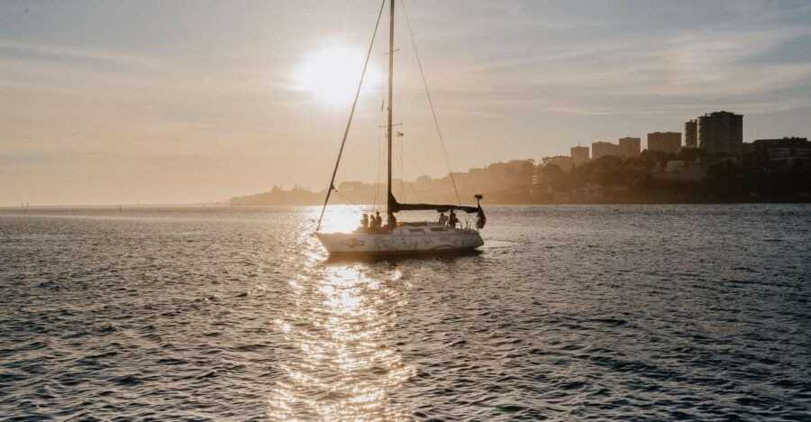 1 porto shared douro river sunset cruise with welcome drink Porto: Shared Douro River Sunset Cruise With Welcome Drink