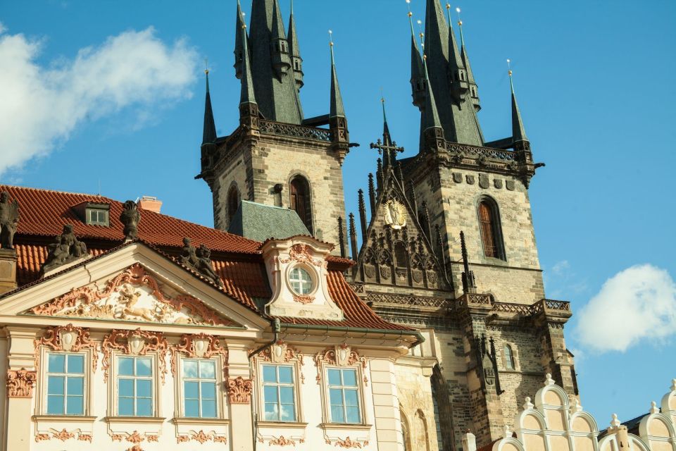 1 prague 3 hour old town and prague castle tour in german Prague: 3-Hour Old Town and Prague Castle Tour in German